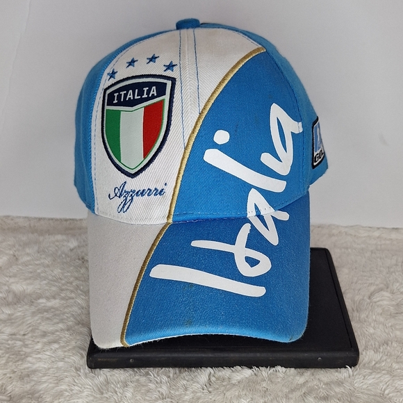 Italia Blue and White Cap - Picture 1 of 6
